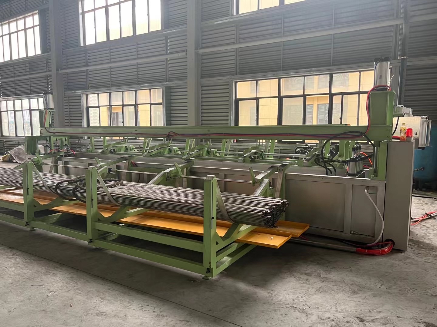  Máquinas de Ensayo Hidrostático 