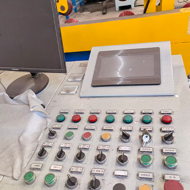 Máquina de Ensayo Ultrasónico para Tuberías Máquina de Ensayo Ultrasónico para Tuberías